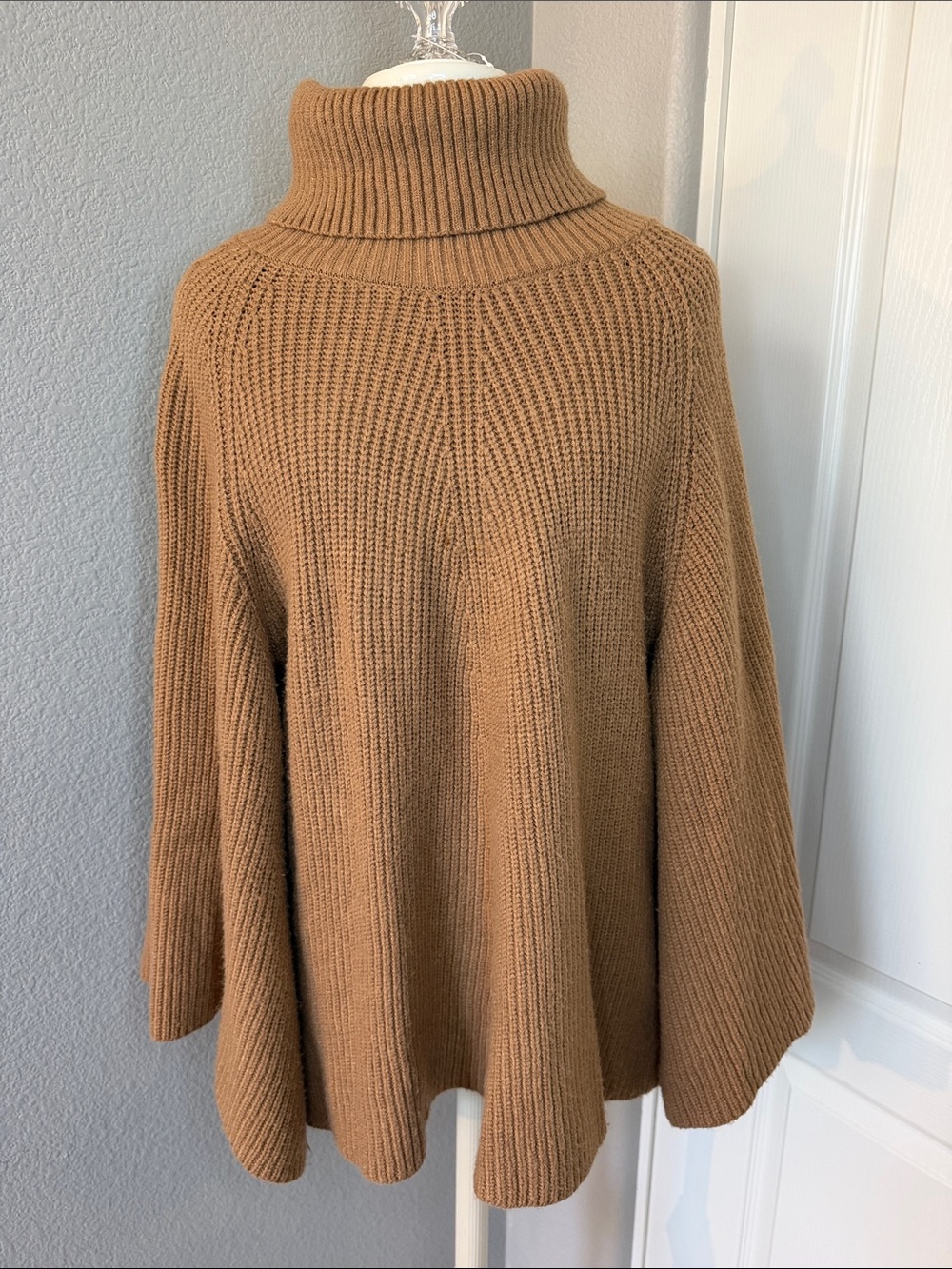 Anthropologie Kali Poncho Sweater Honey Ribbed Turtleneck Poncho Size XS/S - Picture 3 of 10